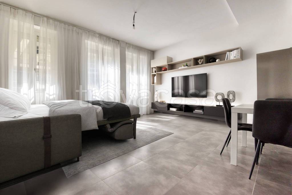 appartamento in vendita a Milano in zona Città Studi