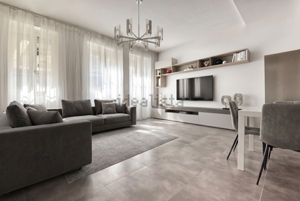 appartamento in vendita a Milano in zona Città Studi