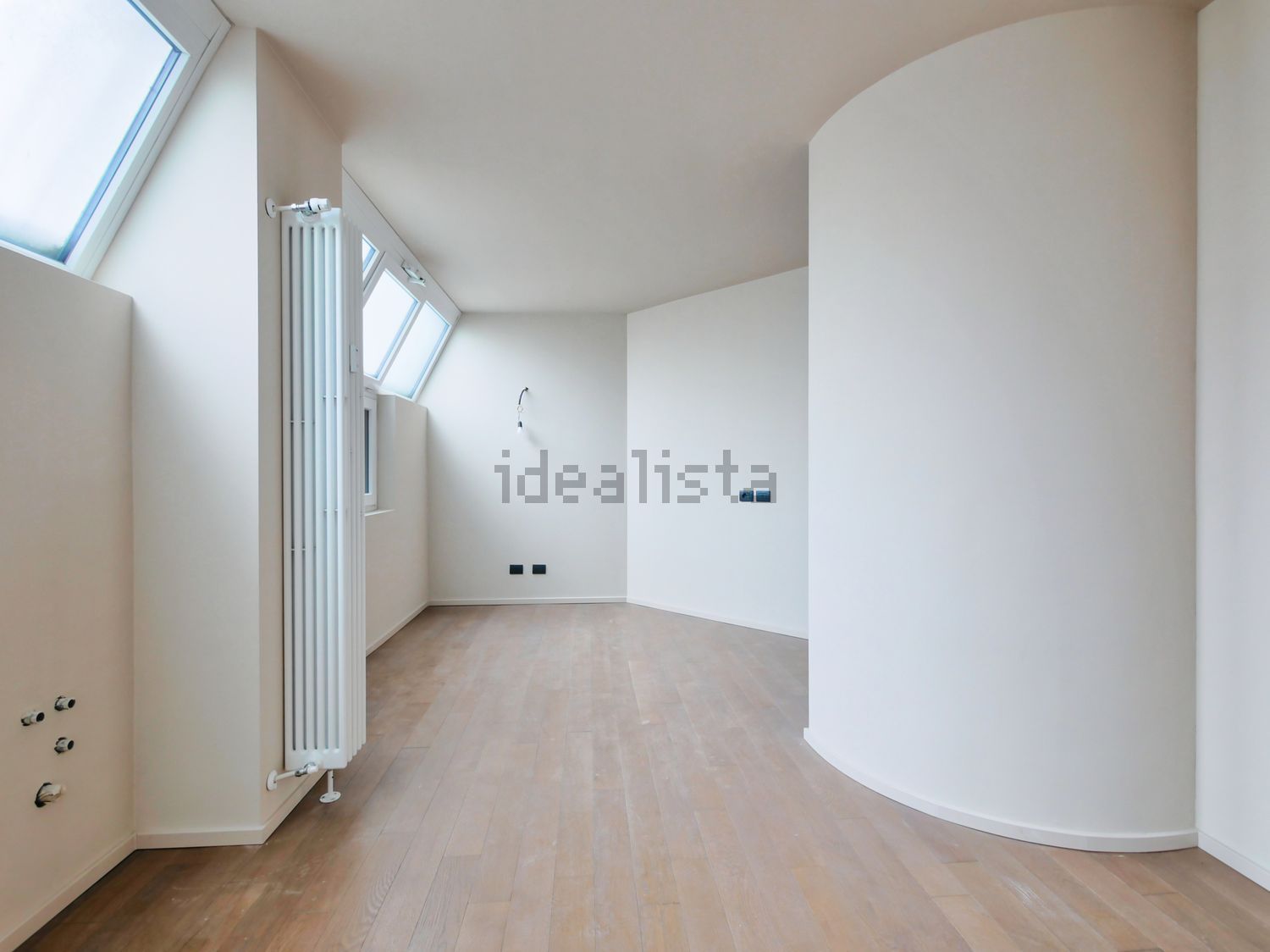 ufficio in vendita a Milano in zona Isola