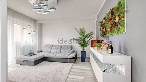 appartamento in vendita a Milano in zona Greco