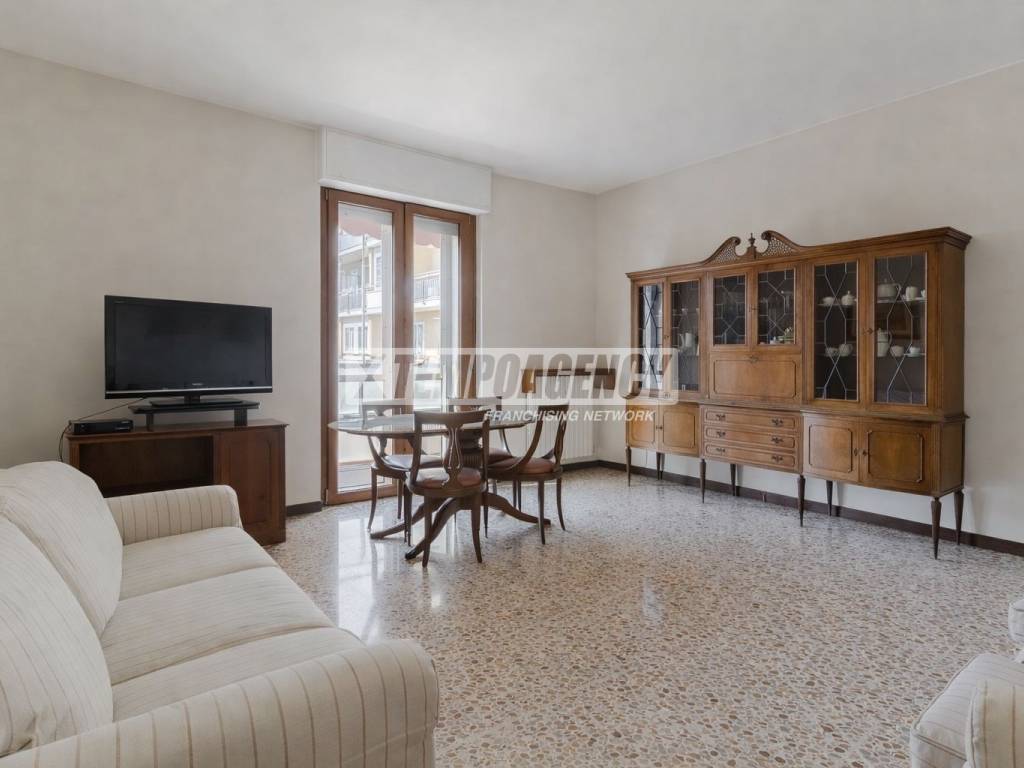 appartamento in vendita a Milano in zona Rogoredo