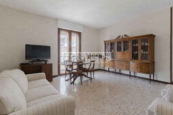 appartamento in vendita a Milano in zona Rogoredo