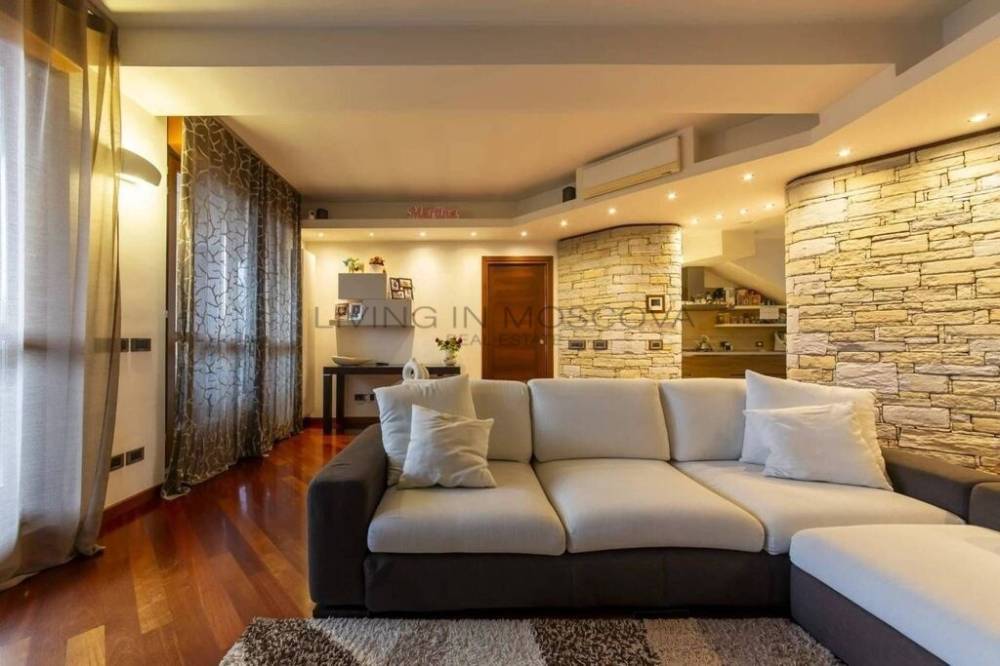 appartamento in vendita a Milano in zona Isola