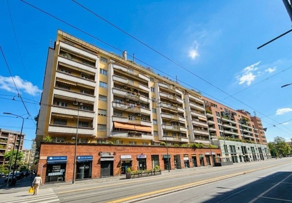 appartamento in vendita a Milano in zona Rembrandt