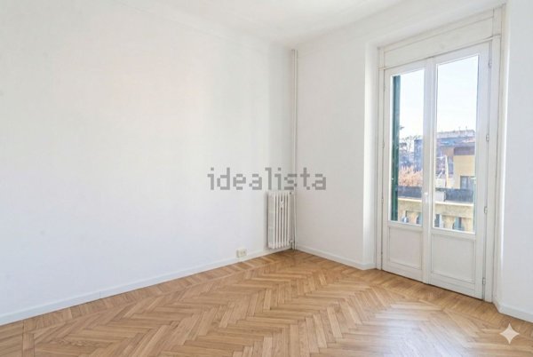 appartamento in vendita a Milano in zona Morivione
