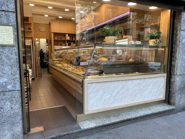 negozio in vendita a Milano