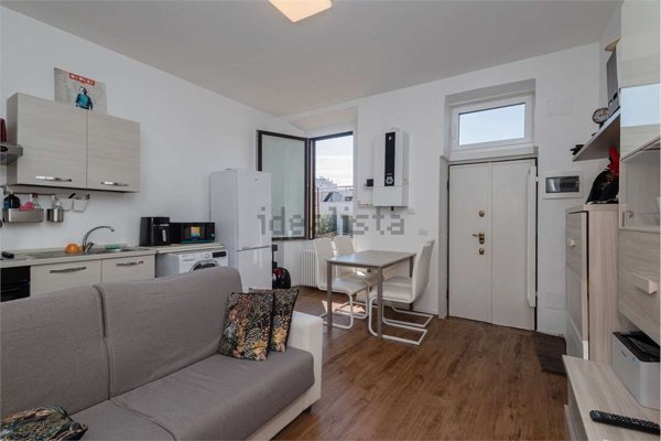 appartamento in vendita a Milano in zona Sempione