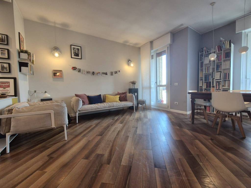 appartamento in vendita a Milano in zona Il Portello