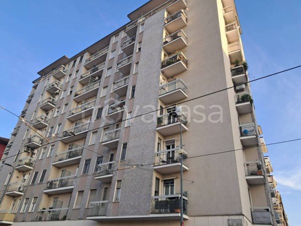 appartamento in vendita a Milano in zona Porta Genova