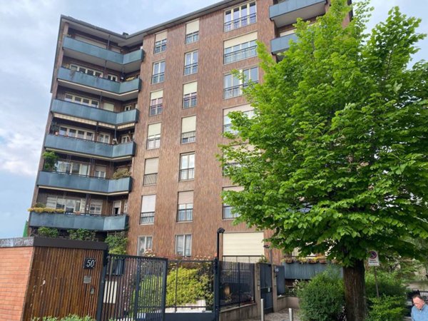 appartamento in vendita a Milano in zona Isola