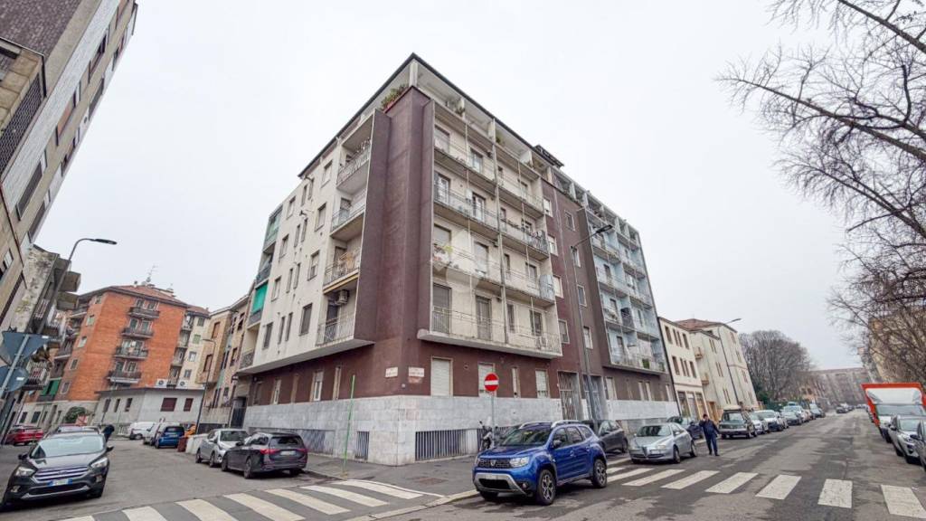 appartamento in vendita a Milano in zona Porta Vittoria