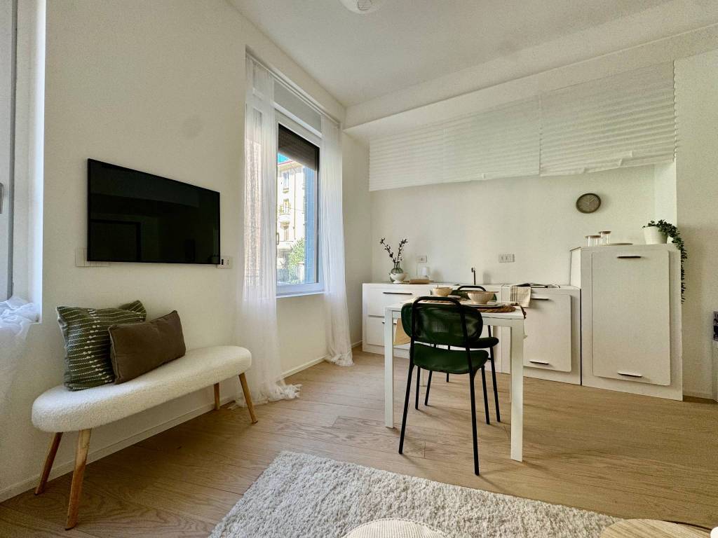 appartamento in vendita a Milano in zona Solari