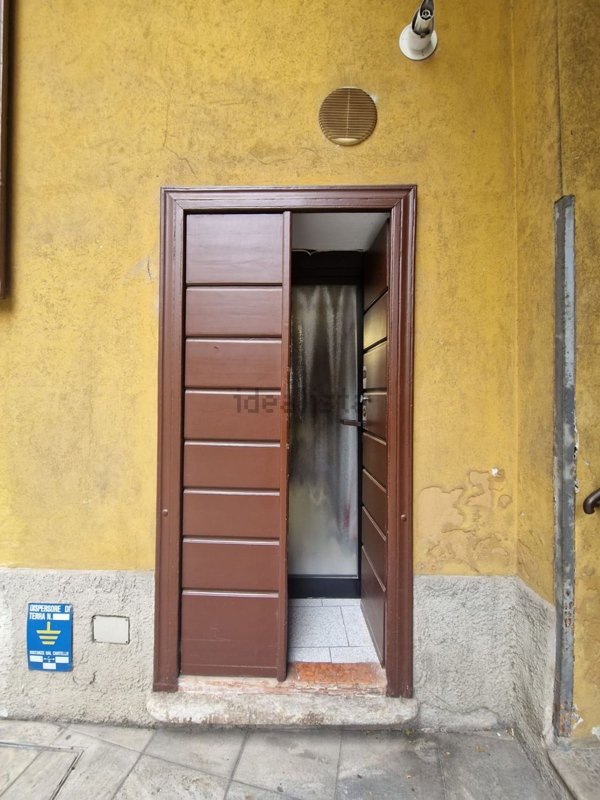 negozio in vendita a Milano in zona Isola