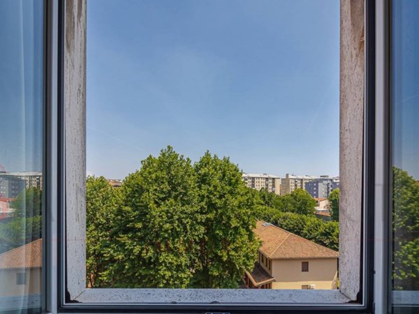 appartamento in vendita a Milano in zona Il Portello