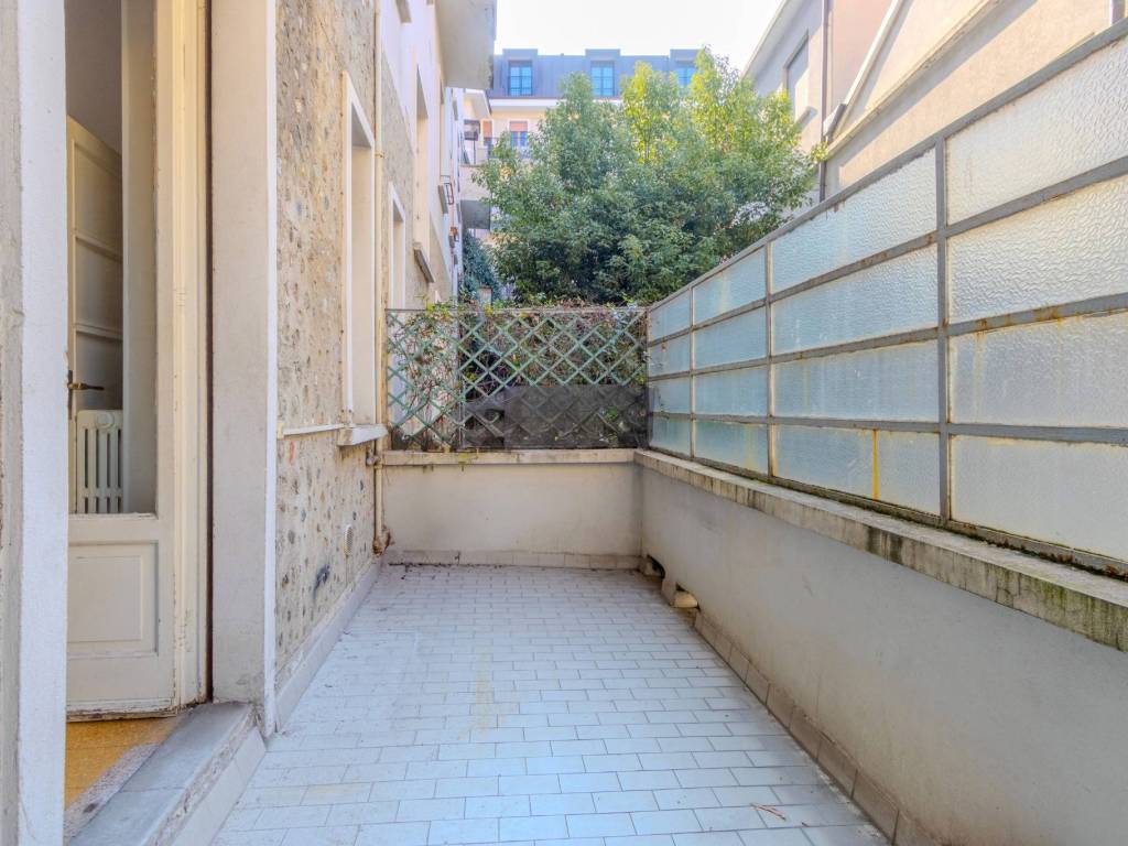 appartamento in vendita a Milano in zona Isola