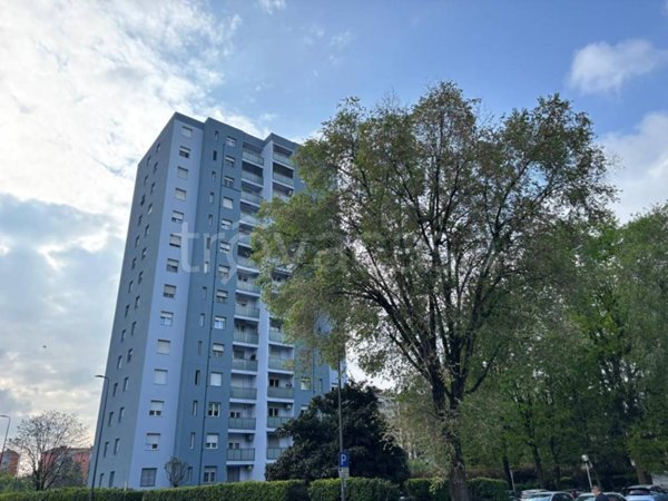 appartamento in vendita a Milano in zona Gallaratese