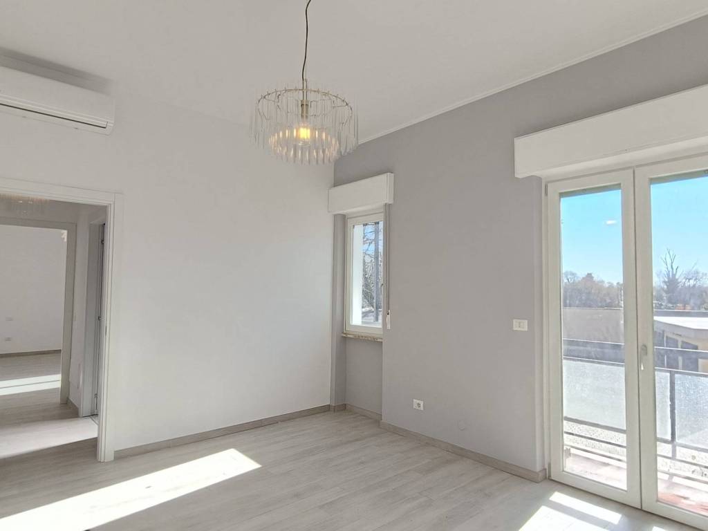 appartamento in vendita a Milano in zona Rogoredo