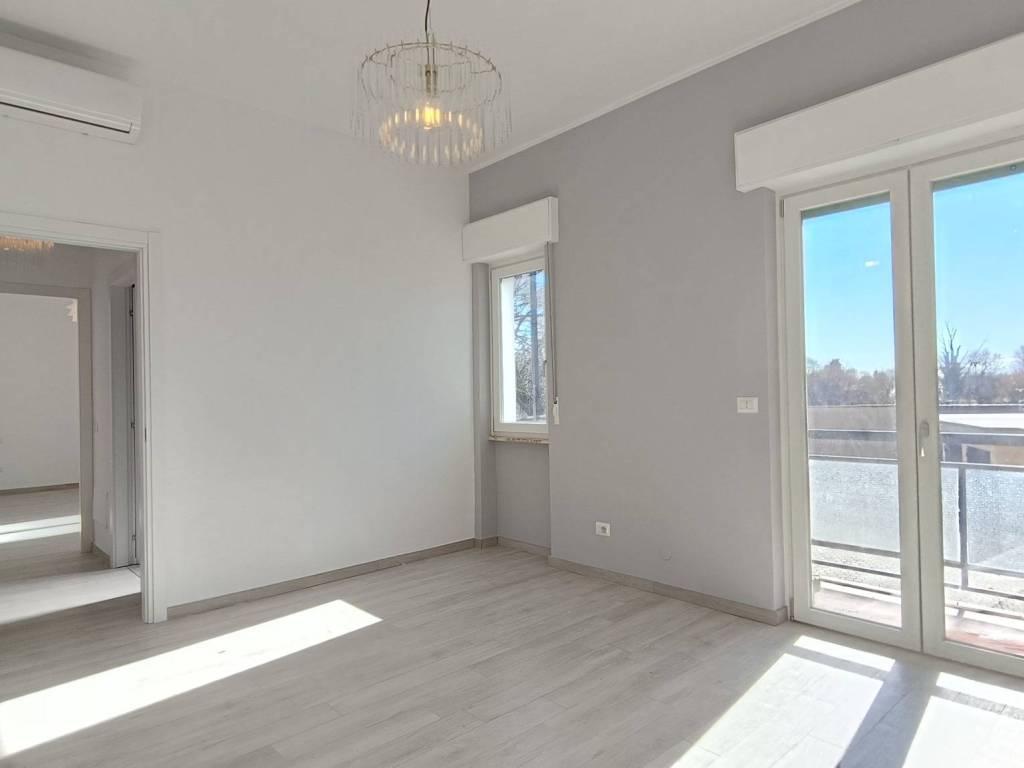 appartamento in vendita a Milano in zona Corvetto