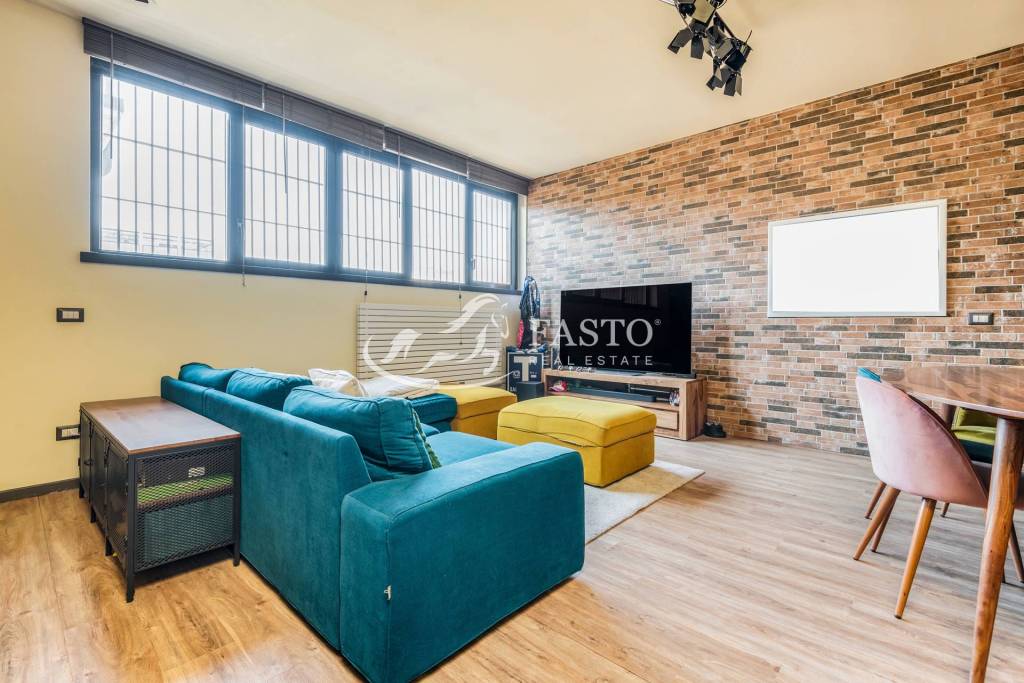 appartamento in vendita a Milano in zona Rogoredo