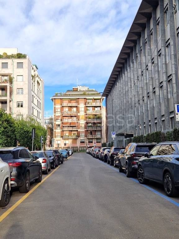 appartamento in vendita a Milano in zona Brera
