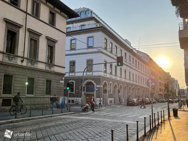ufficio in vendita a Milano in zona Porta Garibaldi