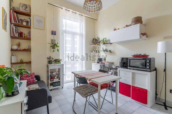 appartamento in vendita a Milano in zona Porta Genova