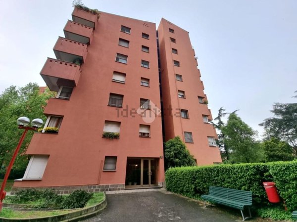 appartamento in vendita a Milano in zona Baggio