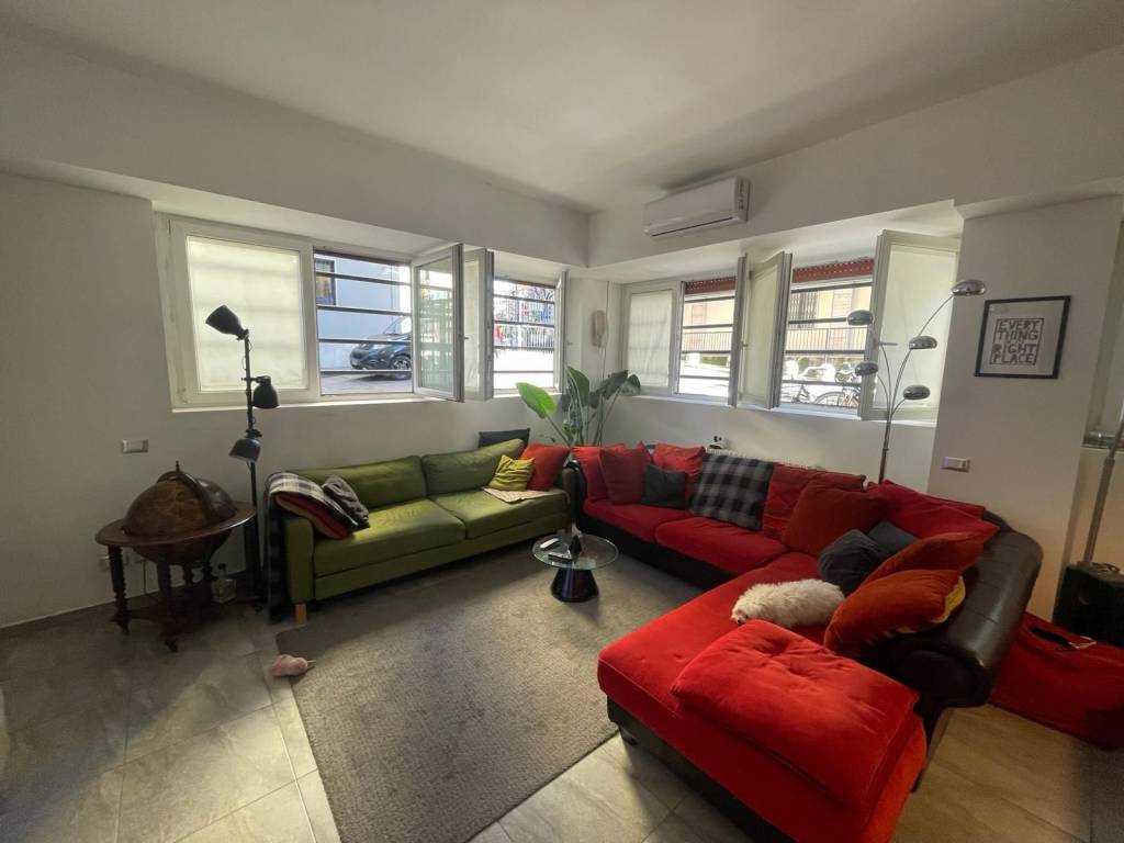 appartamento in vendita a Milano in zona Dergano