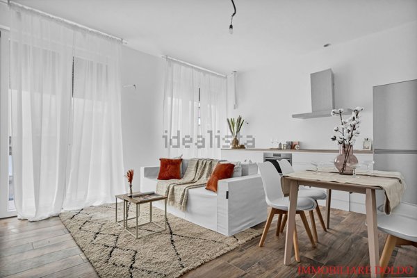 appartamento in vendita a Milano in zona Lambrate