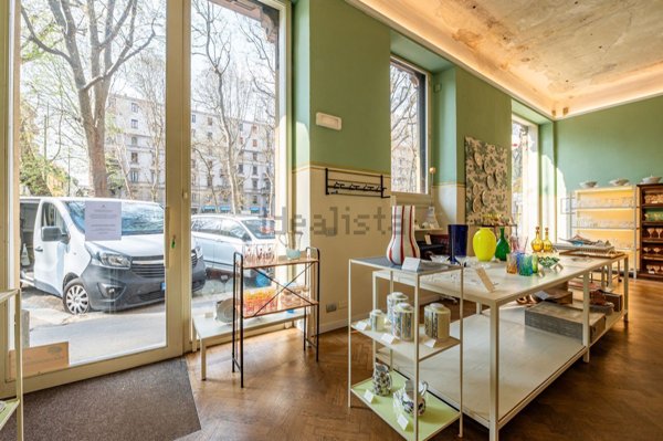 negozio in vendita a Milano