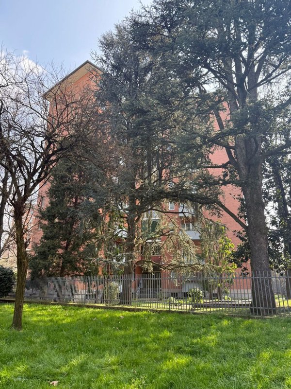 appartamento in vendita a Milano in zona QT8