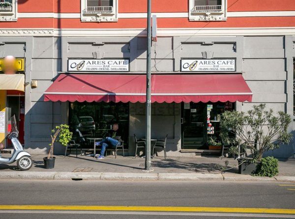 negozio in vendita a Milano in zona Porta Vittoria