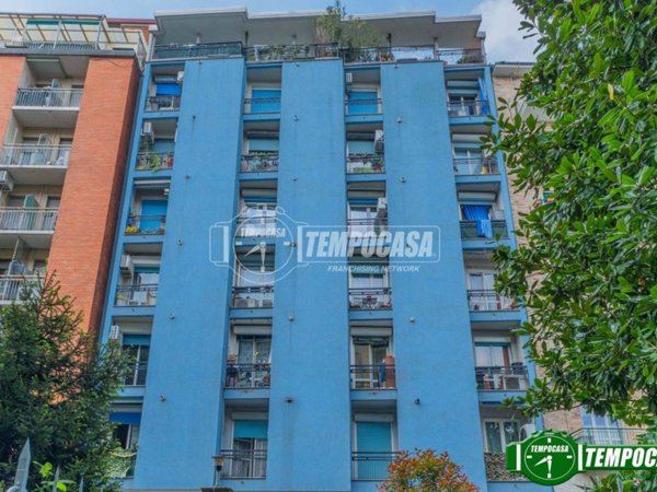 appartamento in vendita a Milano in zona Montalbino