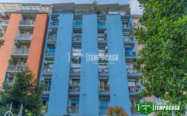 appartamento in vendita a Milano in zona Montalbino