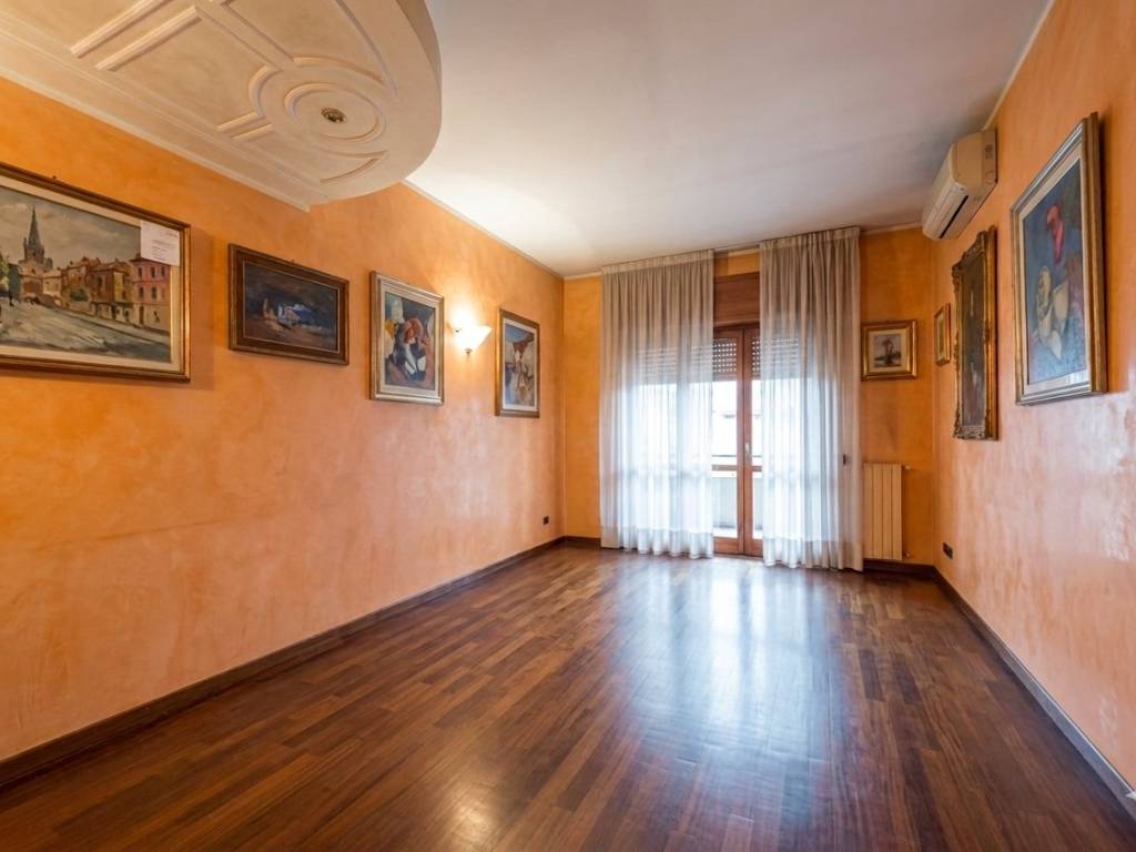appartamento in vendita a Milano in zona Vigentino