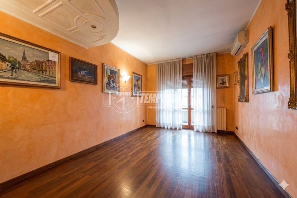 appartamento in vendita a Milano in zona Vigentino