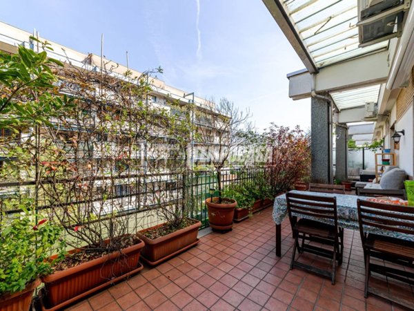 appartamento in vendita a Milano in zona Precotto