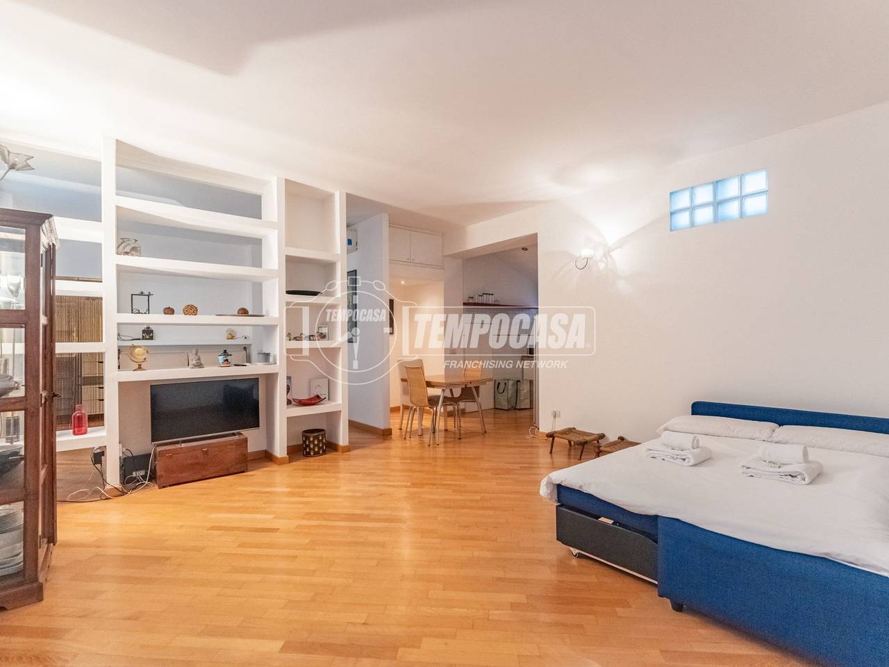 appartamento in vendita a Milano in zona Isola