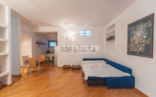 appartamento in vendita a Milano in zona Isola