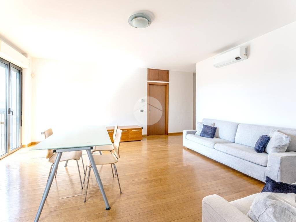 appartamento in vendita a Milano in zona Maciachini