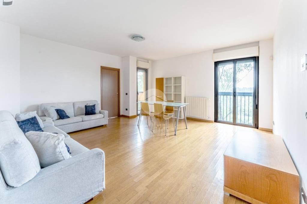 appartamento in vendita a Milano in zona Farini