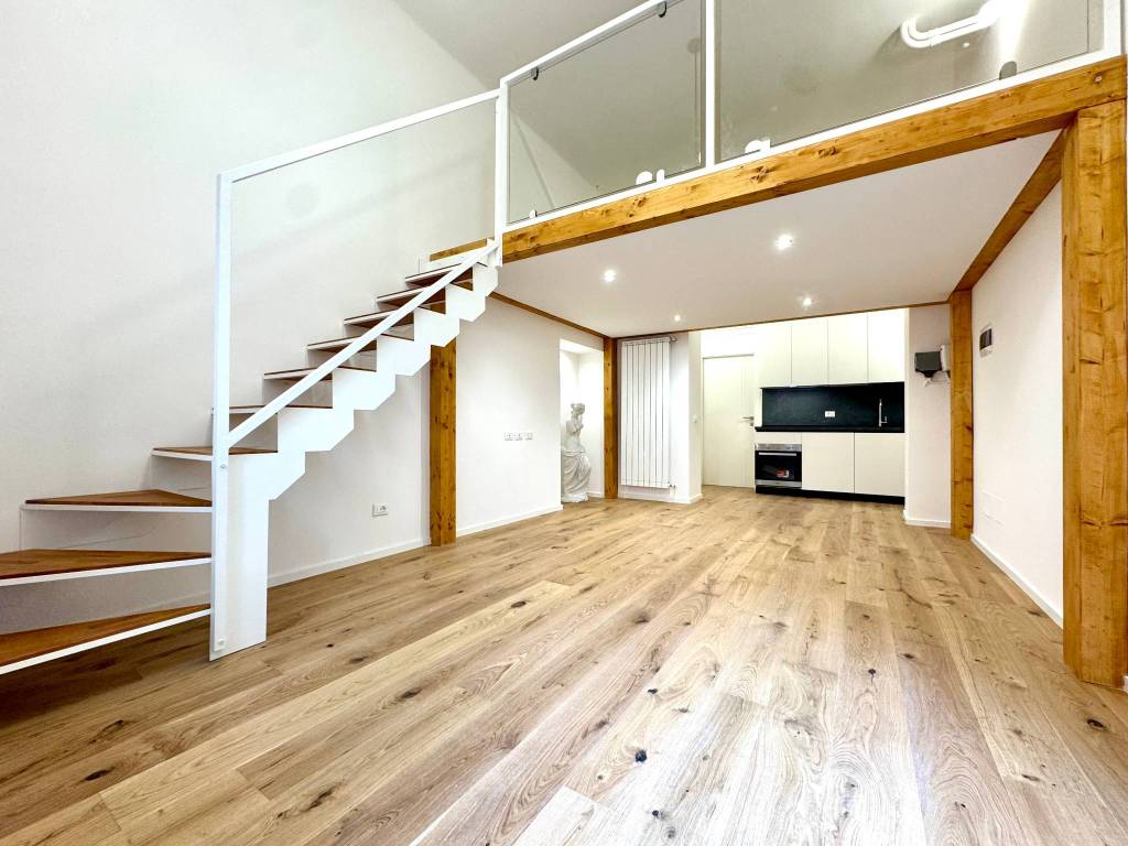 appartamento in vendita a Milano in zona Porta Romana