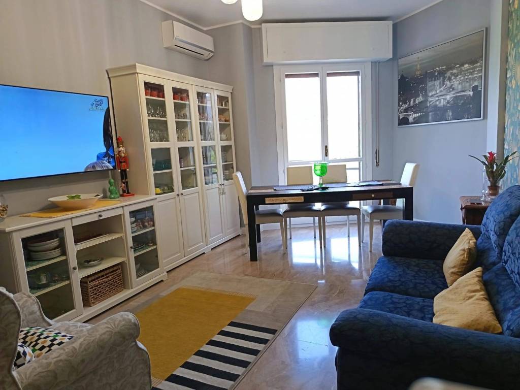 appartamento in vendita a Milano in zona Barona