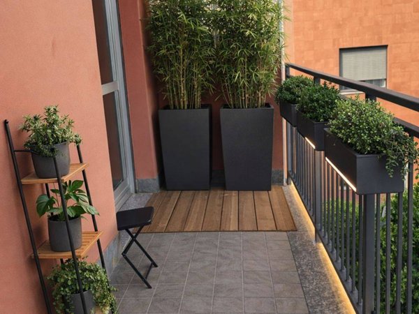 appartamento in vendita a Milano in zona Isola