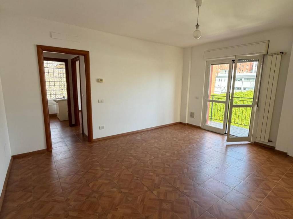 appartamento in vendita a Milano in zona Dergano