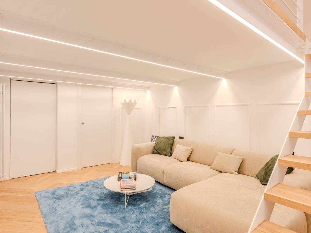 appartamento in vendita a Milano in zona Guastalla