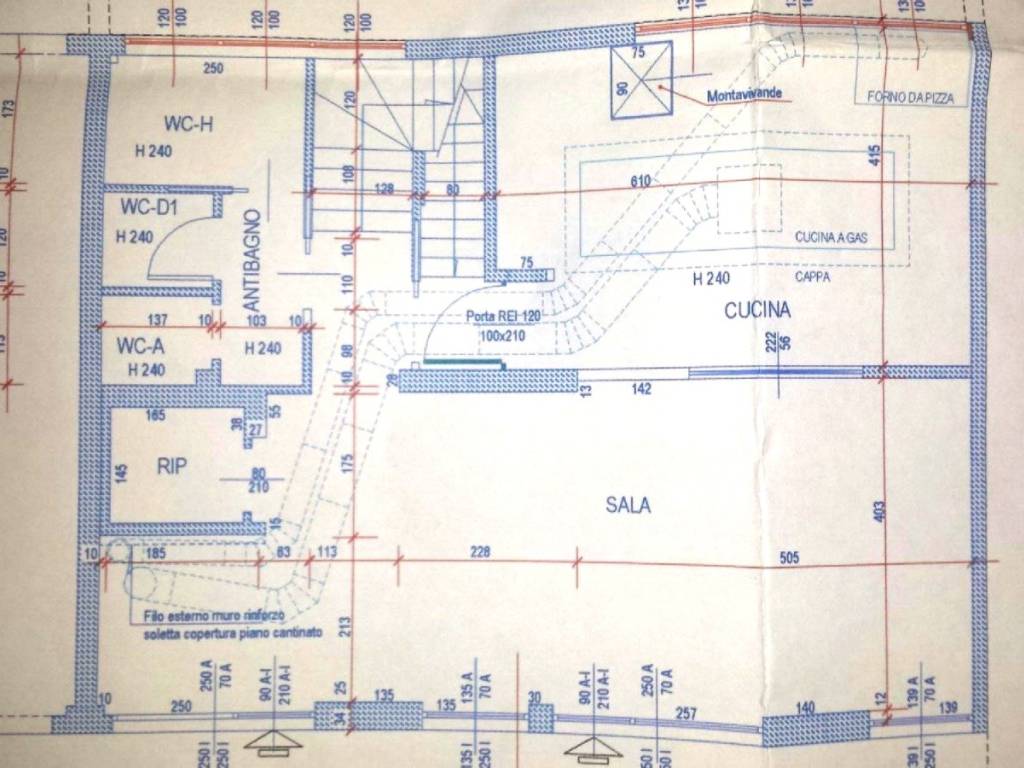 intera palazzina in vendita a Milano in zona Città Studi
