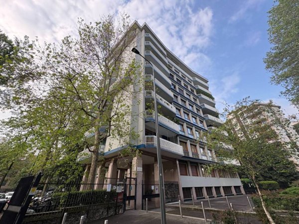 appartamento in vendita a Milano in zona Solari