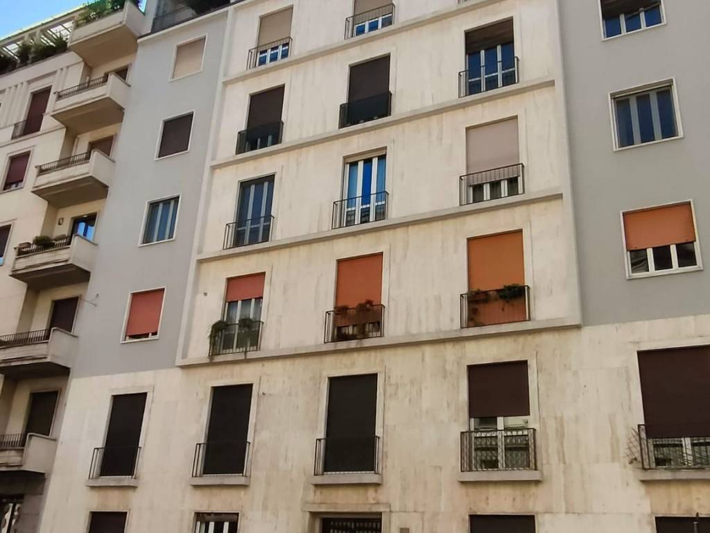 appartamento in vendita a Milano in zona Cadorna