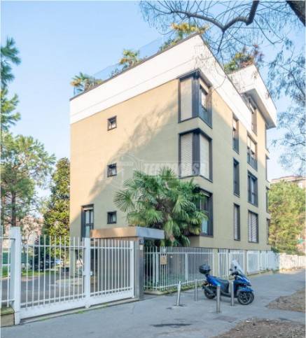 appartamento in vendita a Milano in zona Isola